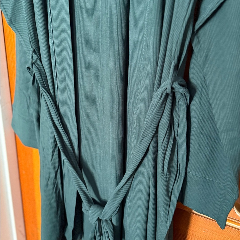 SKIMS SOFT LOUNGE SHORT ROBE SIZE XL CYPRESS NWT - Picture 10 of 10